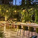Alley Boutique And 4*