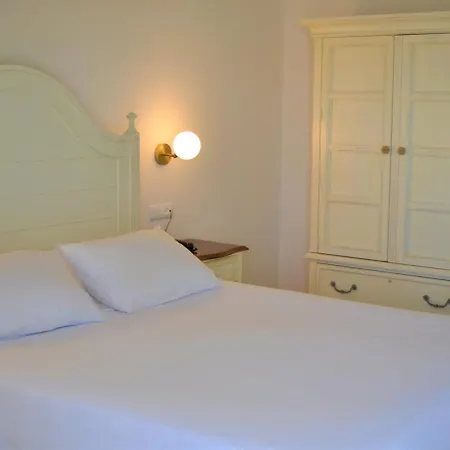 Hotel Alley Boutique And