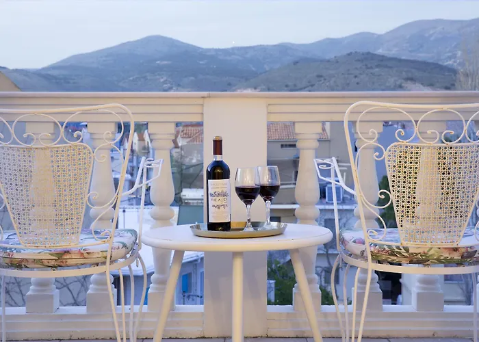 Alley Boutique And Argostoli (Kefalonia)