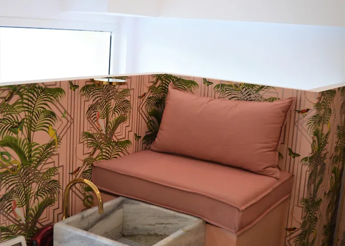 Hotel Alley Boutique And 4*