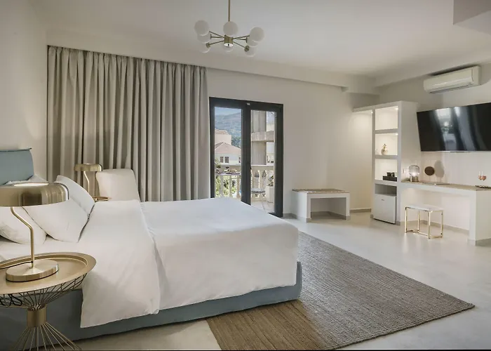 Alley Boutique And 4*