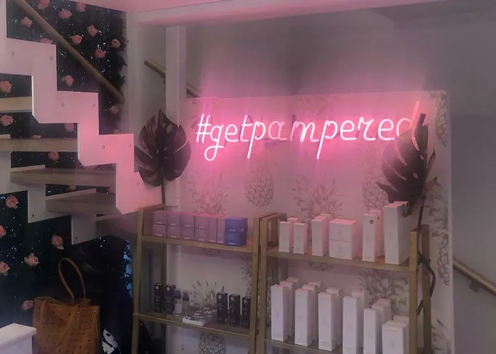 Alley Boutique And Argostoli (Kefalonia)