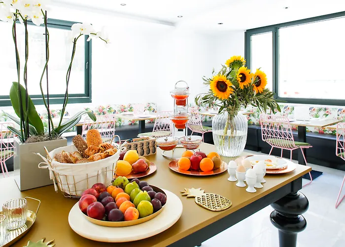 Alley Boutique And Argostoli (Kefalonia)