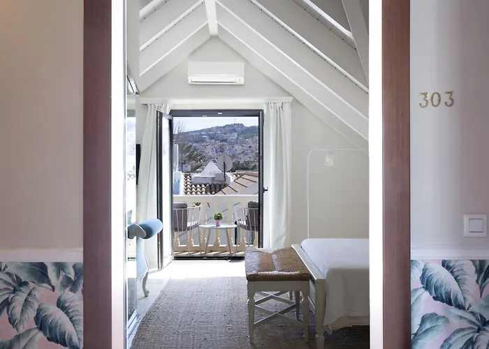 Hotel Alley Boutique And 4*