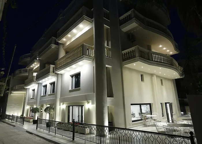 Hotel Alley Boutique And